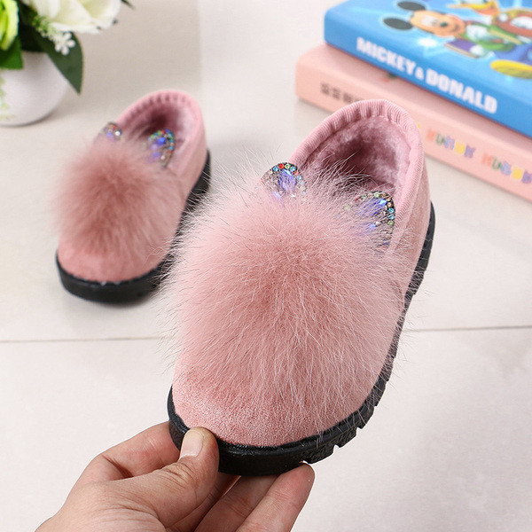 Gyermek téli cipő 3D elemmel, három színben