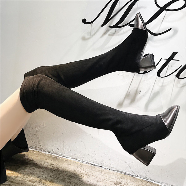 Stílusos női csizma öko velúrból