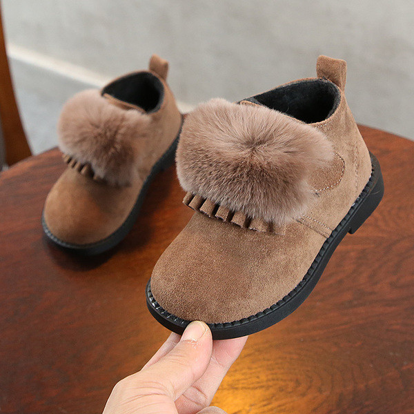 Stílusos gyerekcsizma pehelytal, három színben