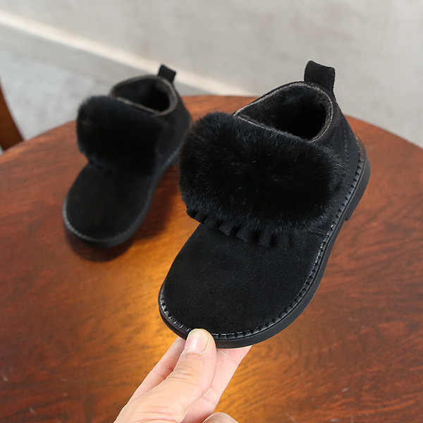 Stílusos gyerekcsizma pehelytal, három színben