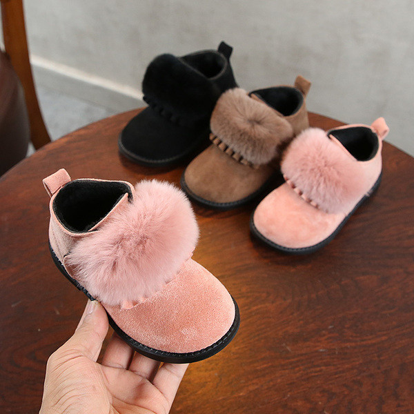 Stílusos gyerekcsizma pehelytal, három színben