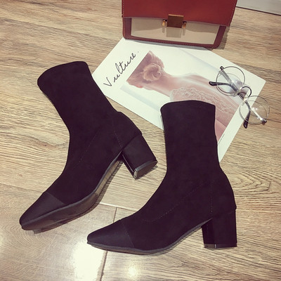 Κομψές κυρίες μπότες με παχύ ελαστικό velcro σε μαύρο και καφέ χρώμα