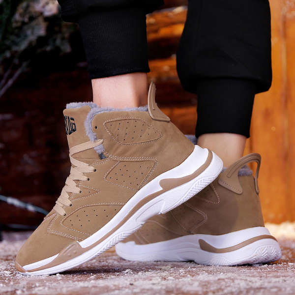 Öko velúrból készült alkalmi férfi csizma három színben