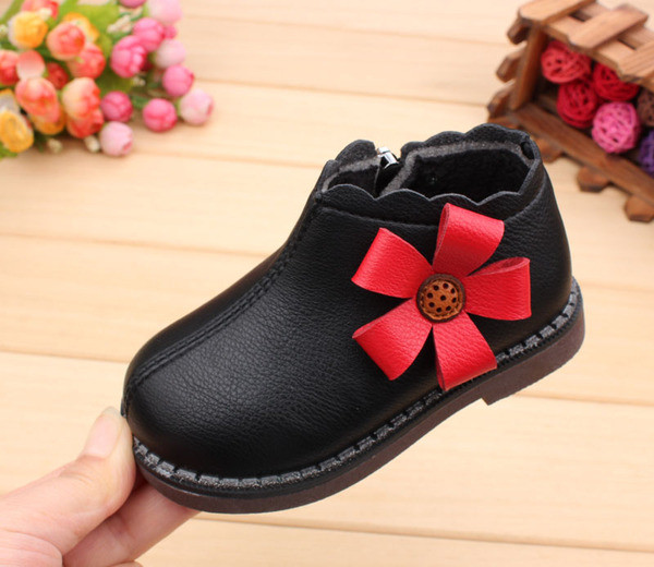 Gyerekcsizma puha béléssel, három színben