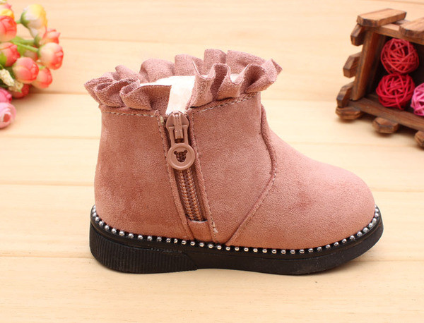 Stílusos gyerekcsizma puha béléssel és pehellyel, három színben