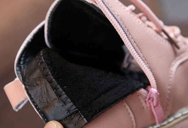 Öko bőrből készült gyerekkabátok lányoknak három színben