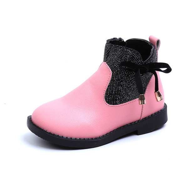 Rózsaszín, piros és fekete téli gyerekcsizma lányoknak