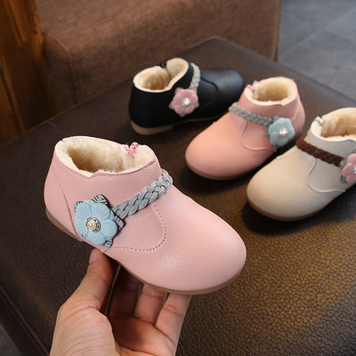 Детски зимни обувки за момичета от еко кожа в три цвята