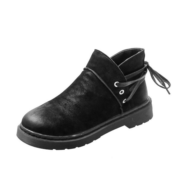 Alkalmi női csizma lapos talppal és fűzővel, két színben