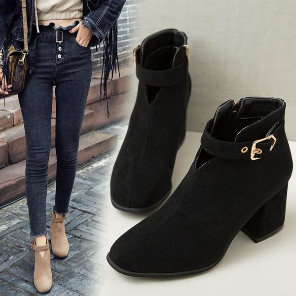 Stílusos női csizma öko velúrból, fém csattal két színben