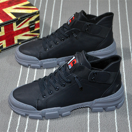 Alkalmi férfi csizma két színben