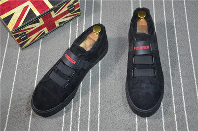 Alkalmi férfi téli cipő fekete színben