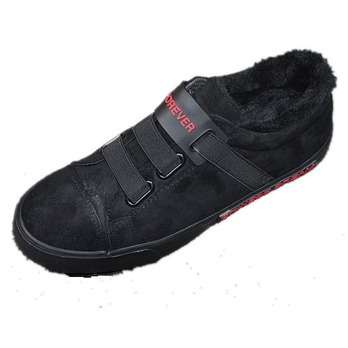 Alkalmi férfi téli cipő fekete színben