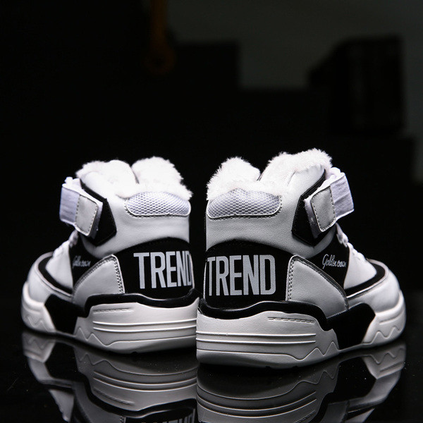 Alkalmi férfi téli tornacipő három színben