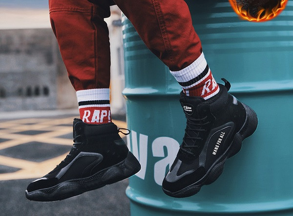 Férfi téli sportcipő három színben