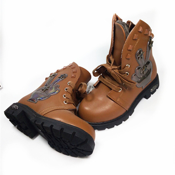 Model nou de cizme pentru copii cu captuseala moale potrivite pentru baieti si fete in doua culori