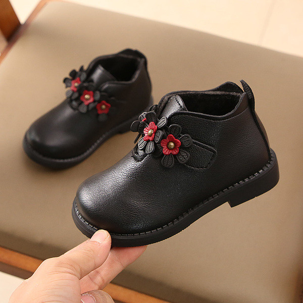 Gyerekcsizma 3D elemben és többféle színben