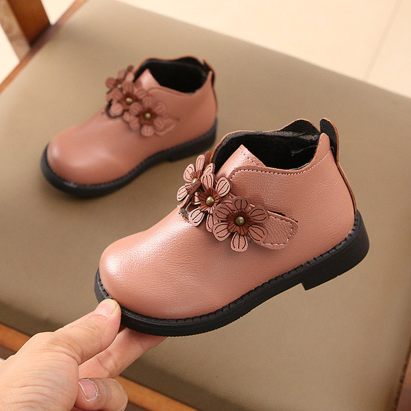 Gyerekcsizma 3D elemben és többféle színben