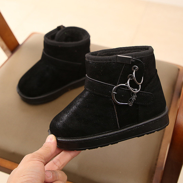 Gyerekcsizma lányoknak fém díszítéssel, puha béléssel