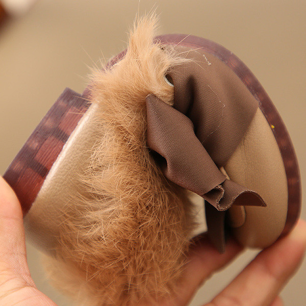 Pehelyes téli gyerekcipő lányoknak szalaggal