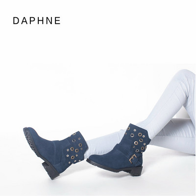 Περιστασιακές μπότες κυρίες με μεταλλικά στοιχεία σε μαύρο και μπλε χρώμα