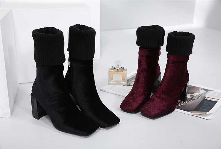 Stílusos női csizma két színben, vastag sarokkal