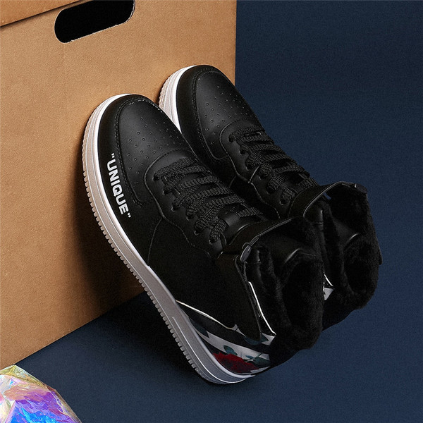 Aktuális férfi téli cipő vastag talppal