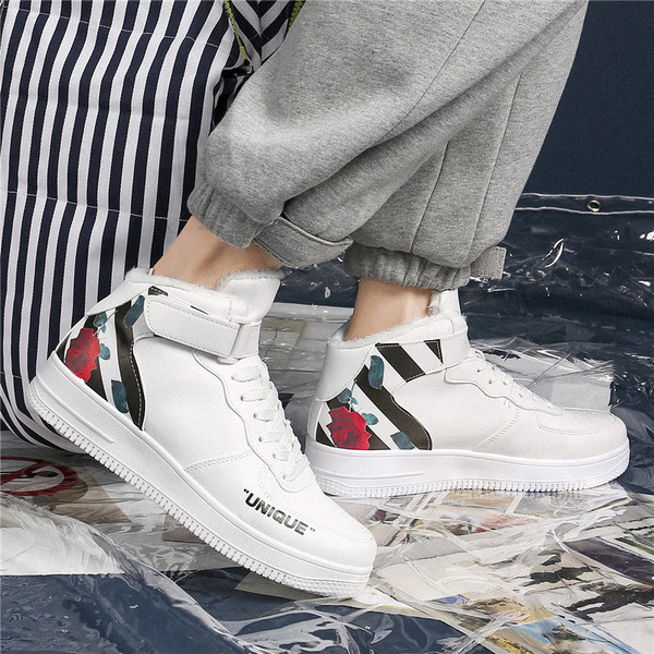 Aktuális férfi téli cipő vastag talppal