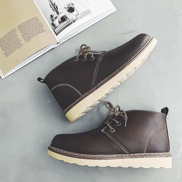 Eko bőrből készült alkalmi férfi csizma