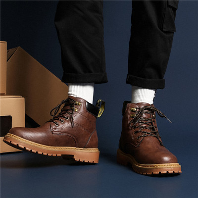 Öko bőrből készült elegáns férfi csizma három színben