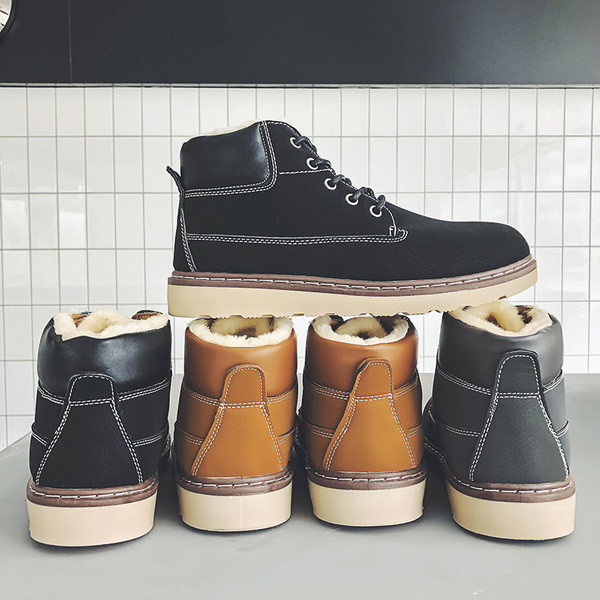 Κομψές ανδρικές μπότες με απαλή επένδυση