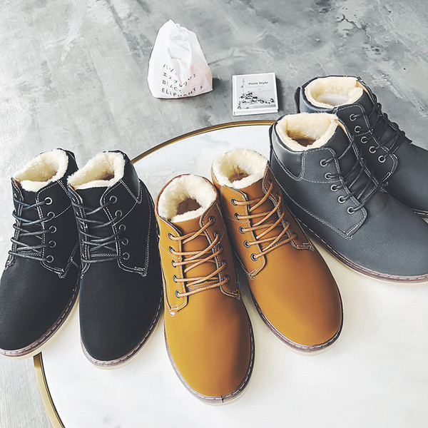 Κομψές ανδρικές μπότες με απαλή επένδυση