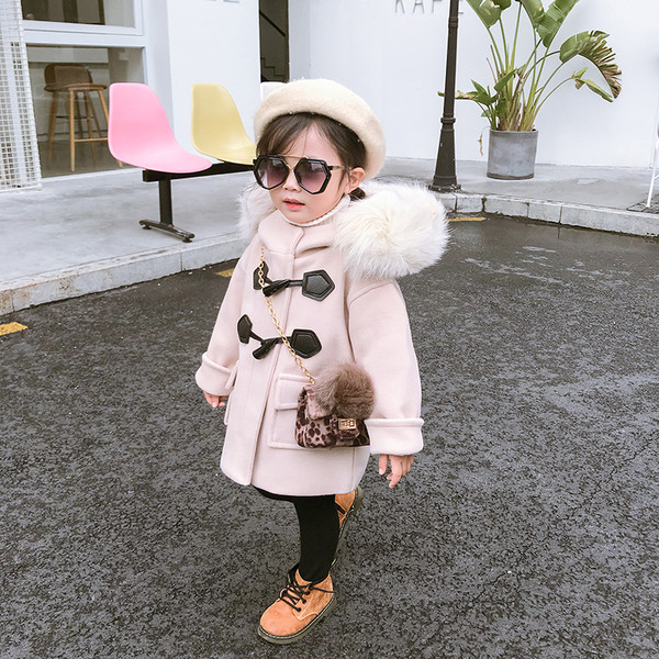 Elegáns gyerekkabát lányoknak pehely kapucnival