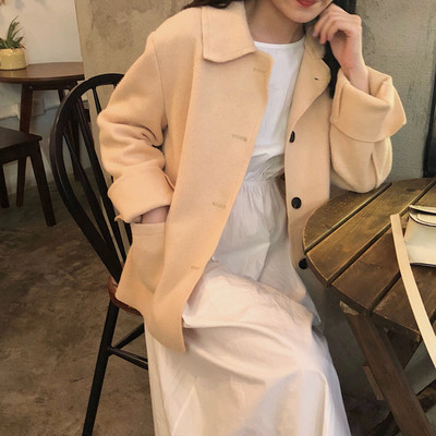 Női alkalmi rövidkabát két színben, V-nyakkal