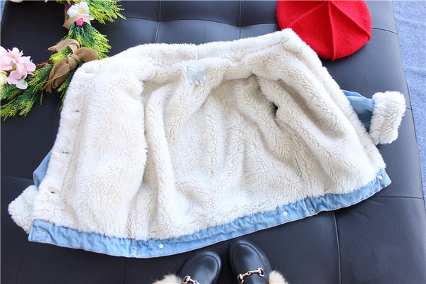 Alkalmi gyerek farmerdzseki puha béléssel