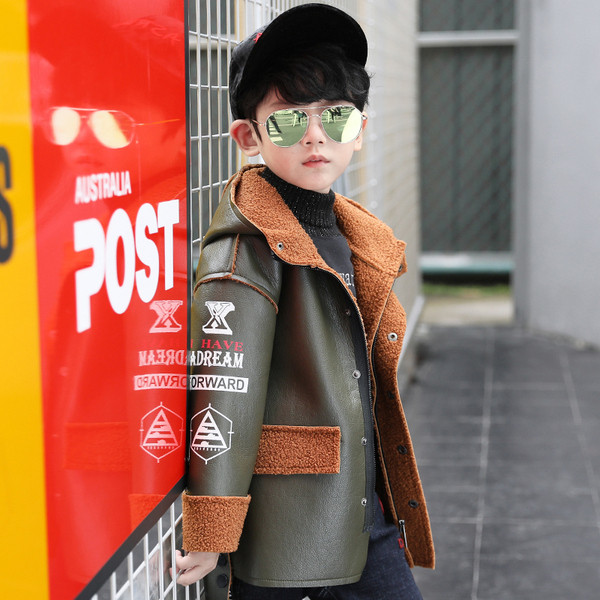 Alkalmi gyerek bőrdzseki fiúknak öko bőrből, két színben