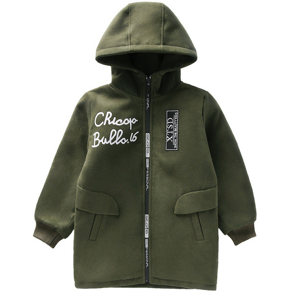 Stílusos gyerekkabát feliratokkal és kapucnival, három színben