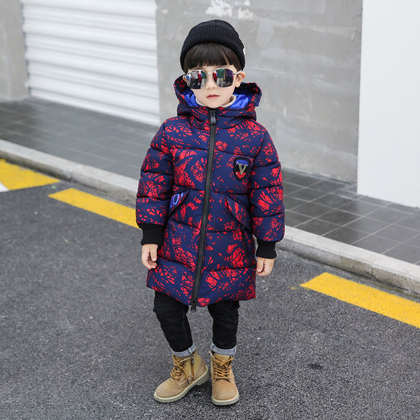 Alkalmi gyerek téli kabát fiúknak kapucnival három színben