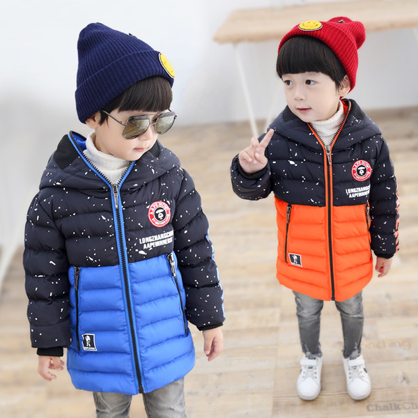 Téli alkalmi gyerekkabát fiúknak három színben