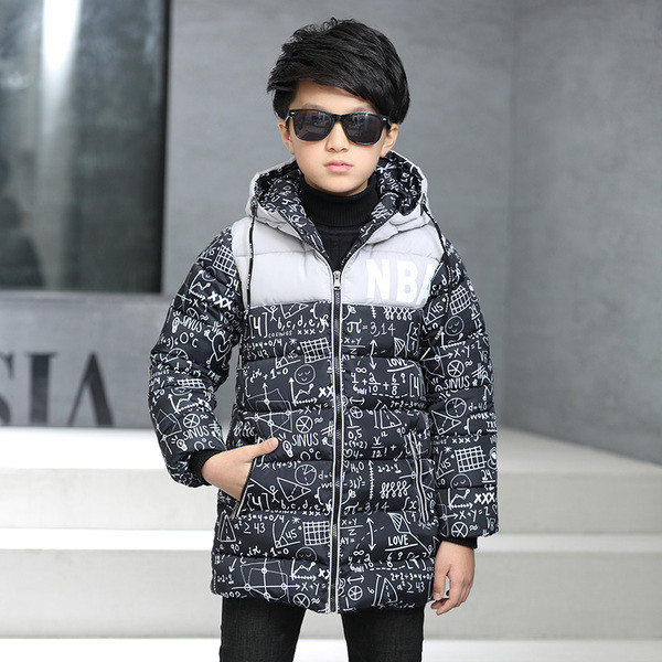 Stílusos gyerek téli kabát fiúknak három színben felirattal