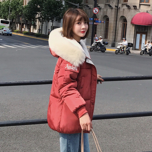 Női téli kabát pehelyfelirattal, több színben