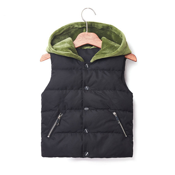 Stílusos gyerekmellény fiúknak kapucnival, két színben