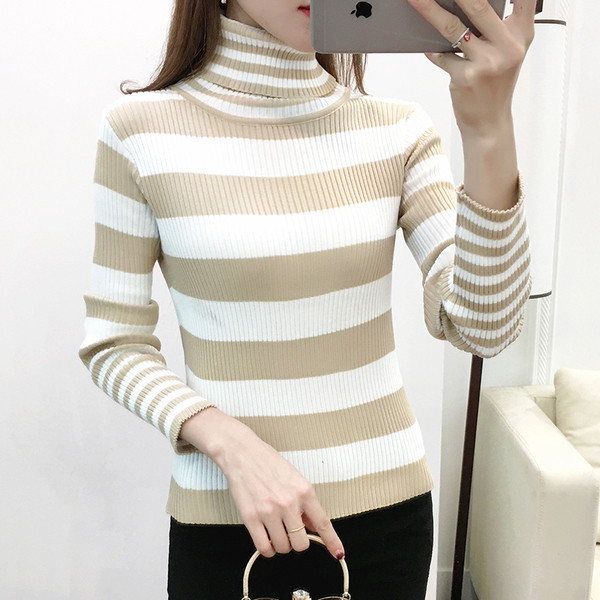 Pulover de dama in dungi cu guler inalt in trei culori