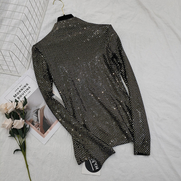 Stílusos női blúz pólógallérral, négy színben