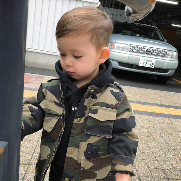 Alkalmi gyerek terepszínű kabát fiúknak