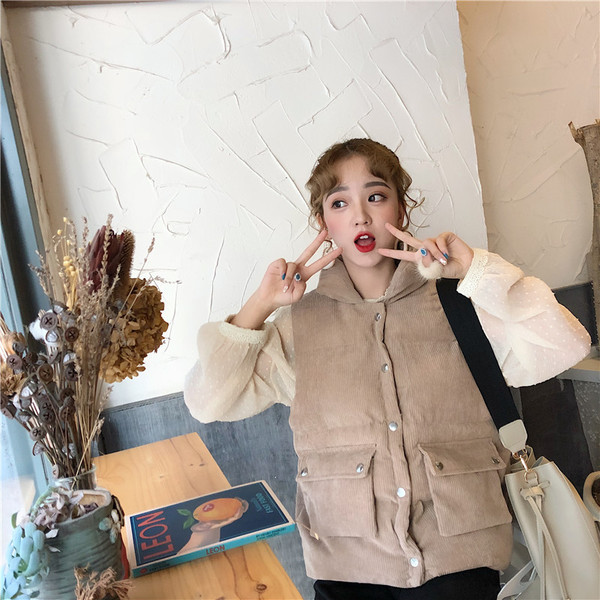 Sport-alkalmi női mellény bézs, rózsaszín és fehér színben