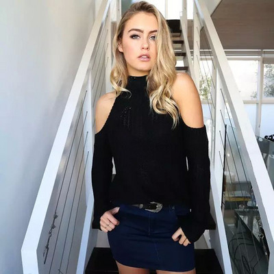 Pulover de dama modern cu umerii deschisi in mai multe culori