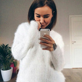 Női pehely pulóver O-nyakkal, több színben