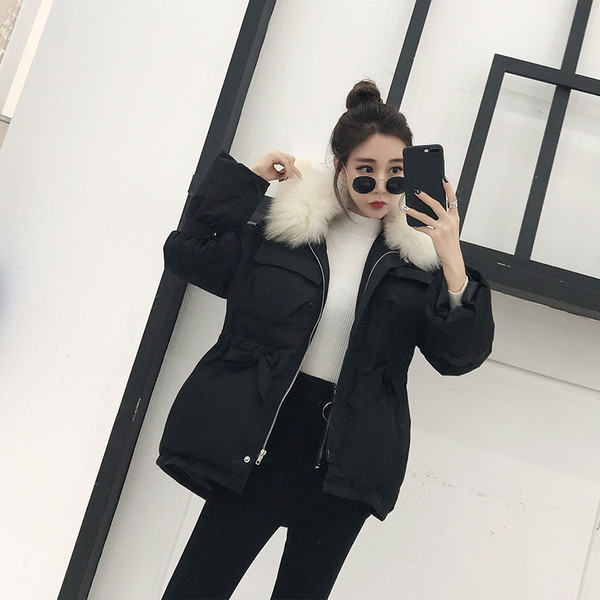 Női kabát puha gallérral, három színben