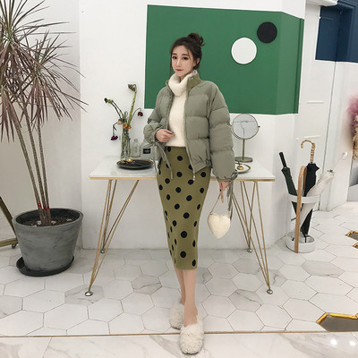 Női kabát O-alakú gallérral, három színben